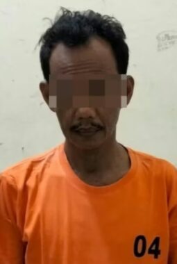 Ayah di Lampung Bercocok Tanam Dengan Anak Kandung Sejak Kelas 3 SD Hingga 1 SMP