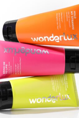Wonderlux Hadirkan Inovasi Terbaru:Rangkaian Conditioner untuk Solusi Masalah Rambut