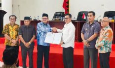 Pansus DPRD “Bongkar” LKPJ Bupati Nias Selatan: Ekonomi Melemah, Pelayanan Anjlok, Tata Kelola Dipertanyakan