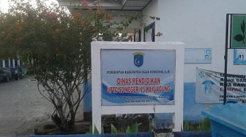 Kepala SDN 15 Kayuagung Diduga “Jarang Ngantor”, Publik Soroti Bau Tak Sedap Pengelolaan Dana BOS
